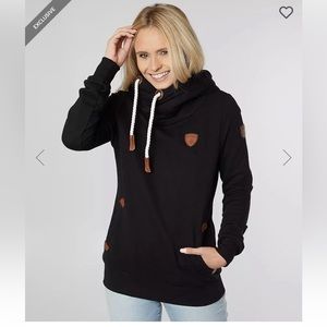 Wanakome Artemis Black Hoodie